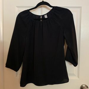 SLEEK BLACK BLOUSE